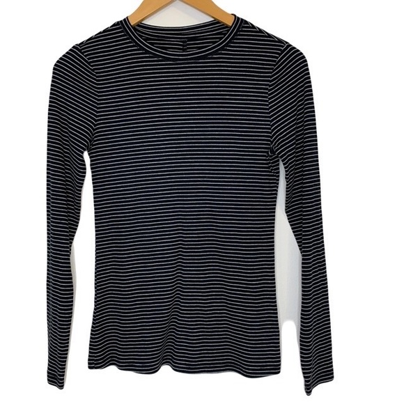 Universal Thread Tops - Universal Thread Black Striped Long Sleeve Top Size XS